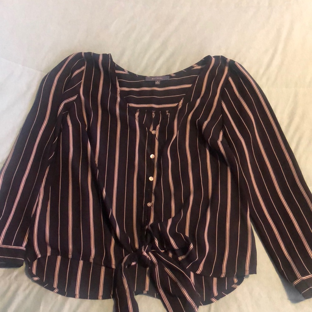 Black and white stripe button up